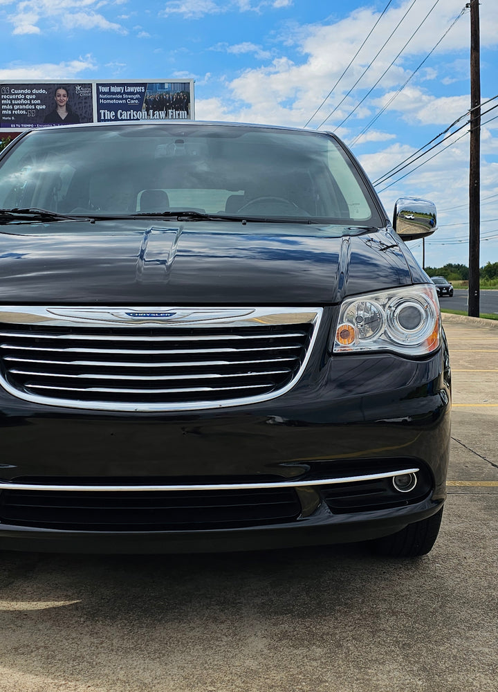 2014 Chrysler Town & Country Limited photo 6