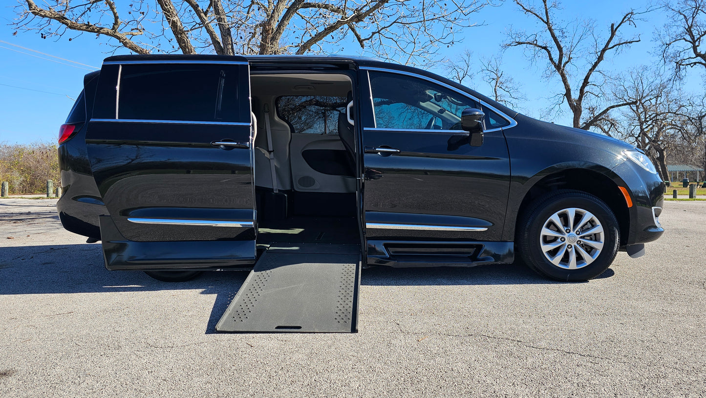 2018 Chrysler Pacifica