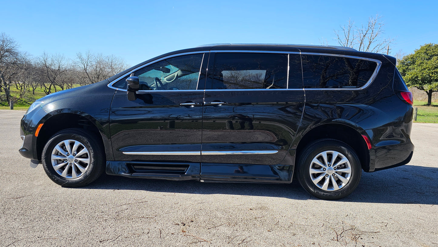 2018 Chrysler Pacifica