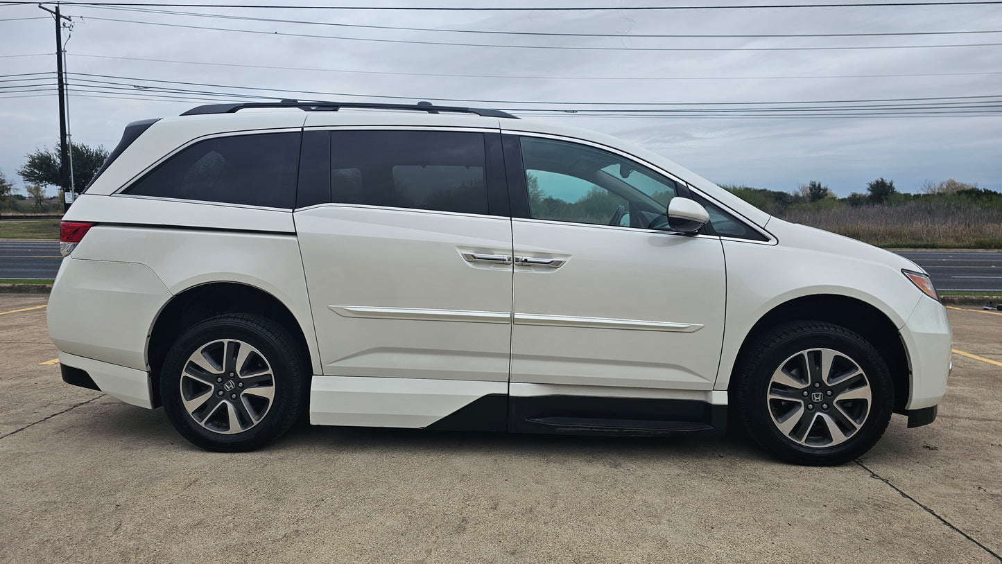 2014 Honda Odyssey Elite