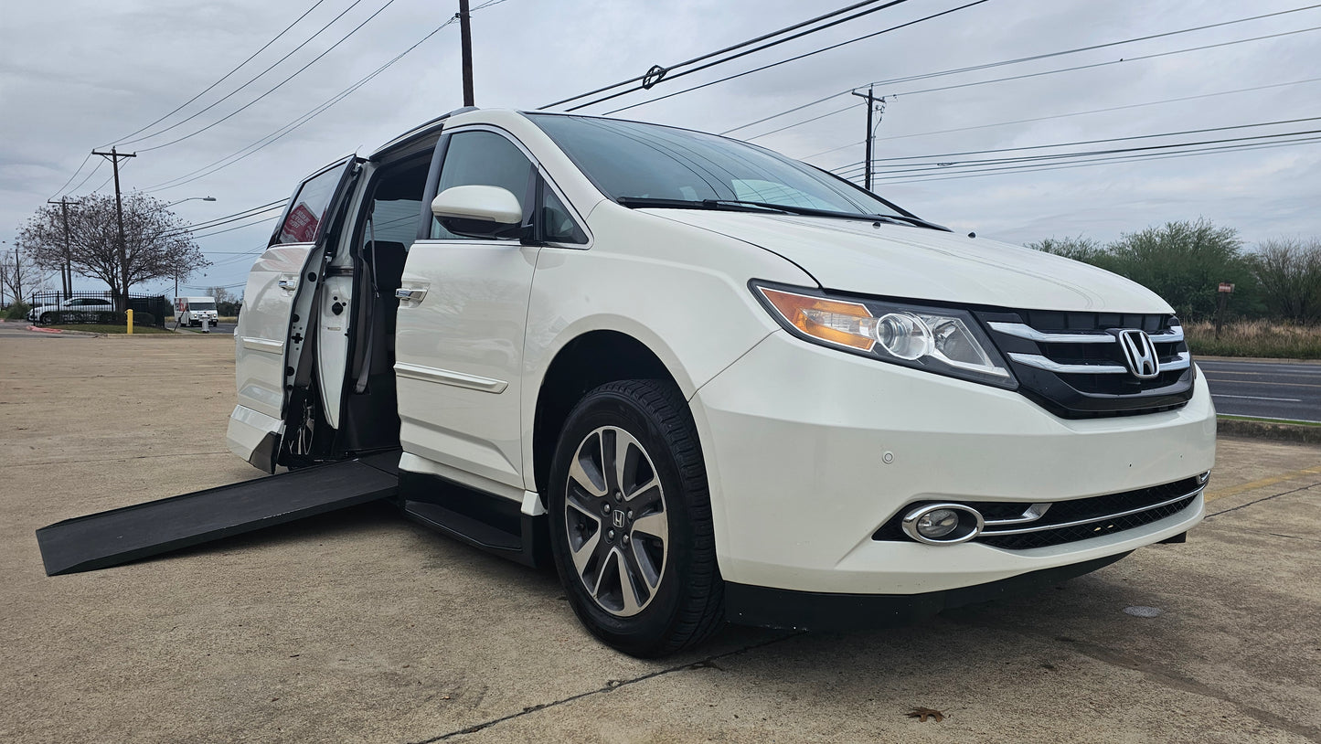 2014 Honda Odyssey Elite