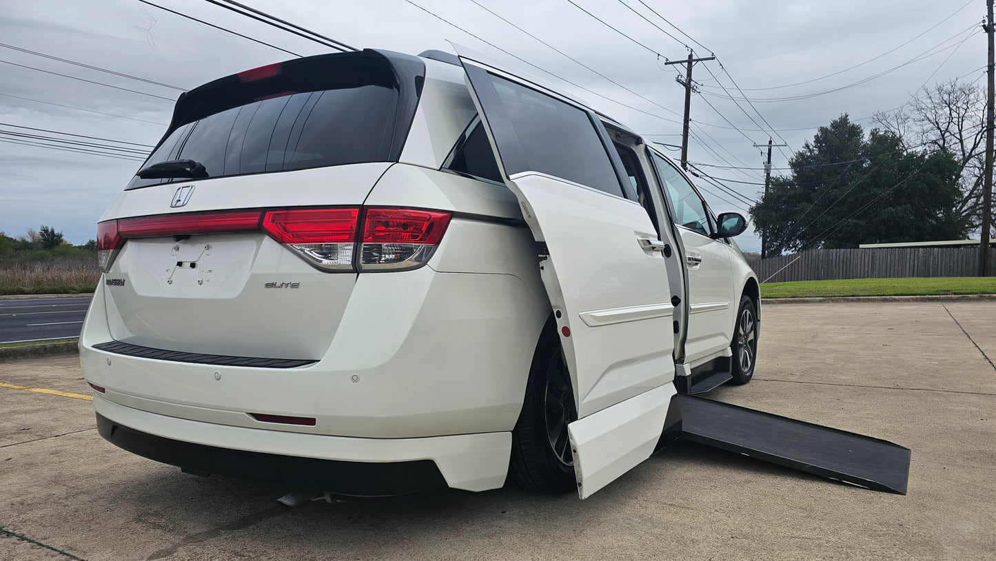 2014 Honda Odyssey Elite