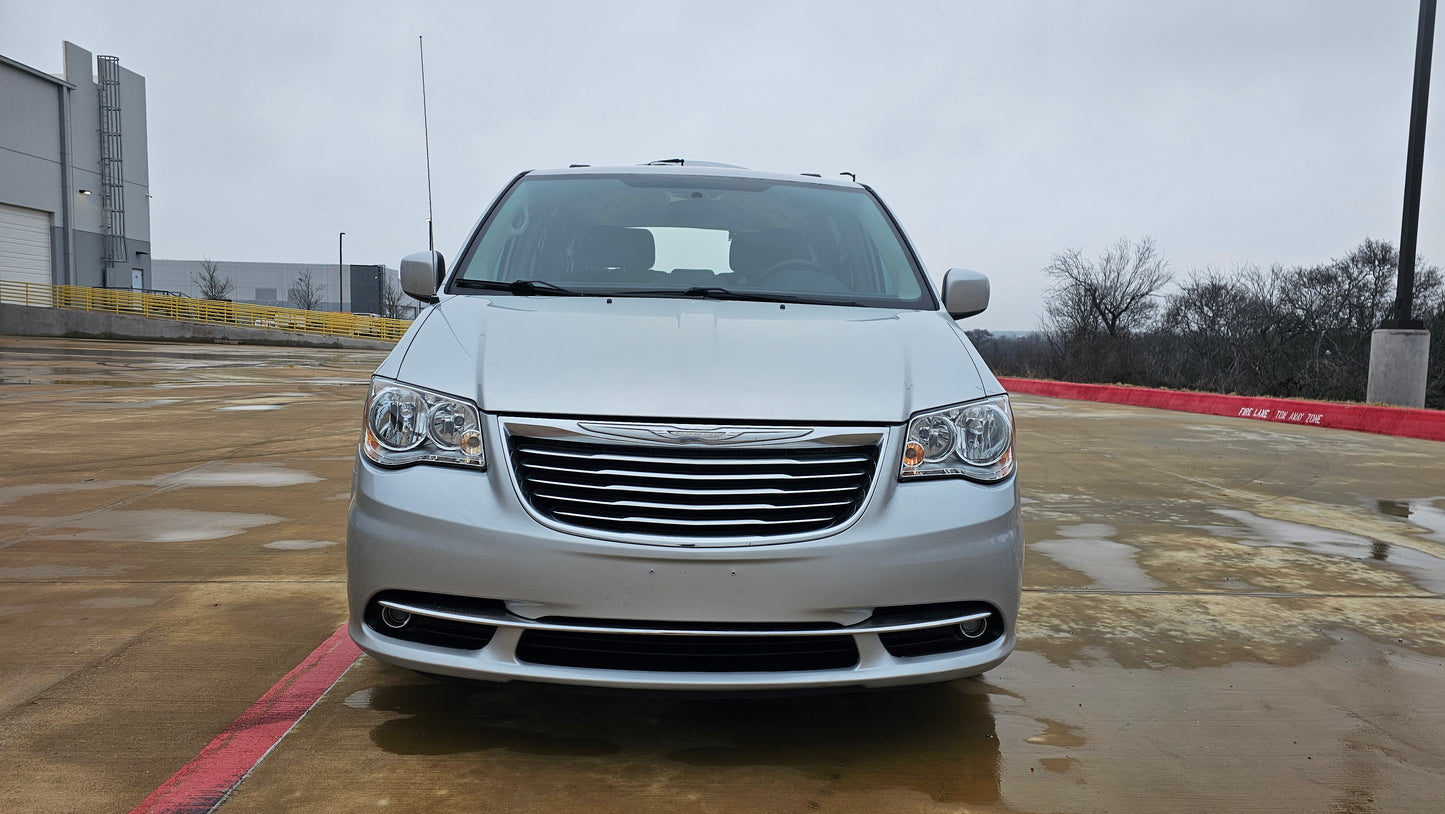 2011 Chrysler Town & Country